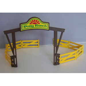 PLAYMOBIL (T2224) CENTRE EQUESTRE - Entrée Pony Ranch & 8 Barrières Jaunes 3775