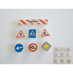 PLAYMOBIL (Q11c02) CHANTIER - Lot de 9 Panneaux de Signalisation Vintage Usés